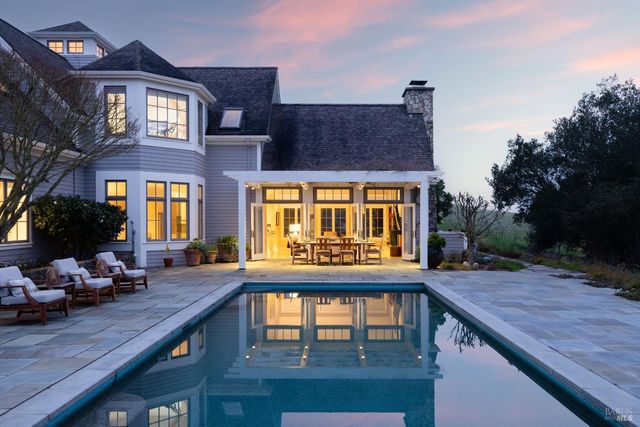 295 Sonoma Ridge Rd, Santa Rosa, CA 95404