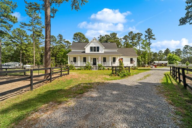 115 Chancing Bye Lane, Huger, SC 29450