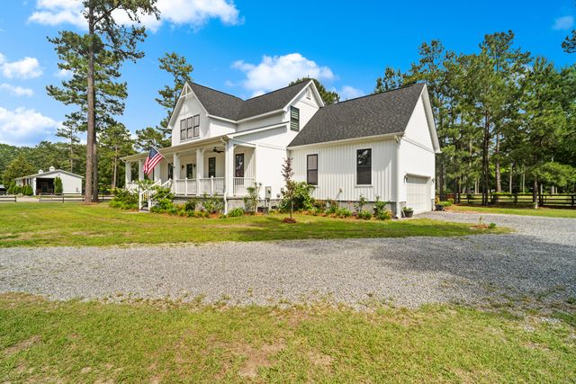 115 Chancing Bye Lane, Huger, SC 29450