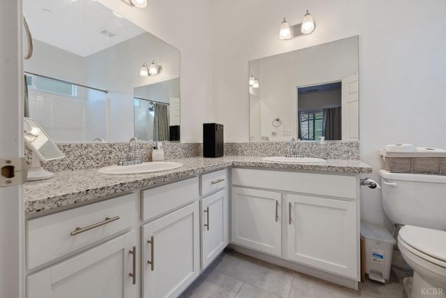 13756 Alyssum Way, Armona, CA 93202