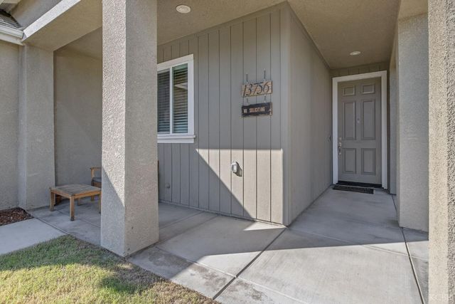 13756 Alyssum Way, Armona, CA 93202