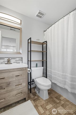 2950 S Proctor Street, Tacoma, WA 98409