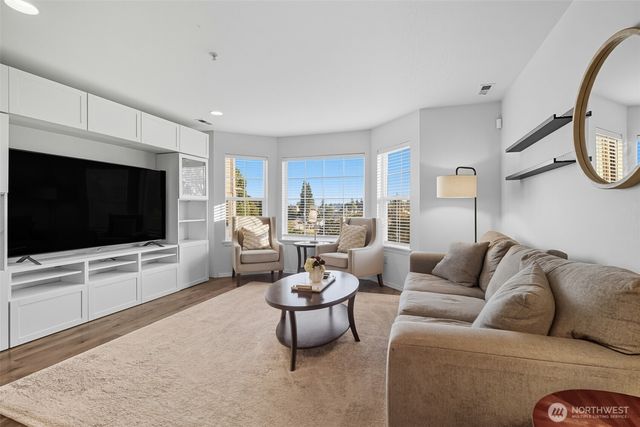 2950 S Proctor Street, Tacoma, WA 98409