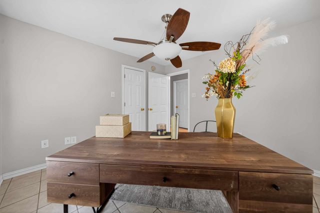 20847 Lakeview Dr, Flint, TX 75762