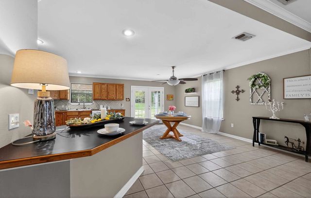 20847 Lakeview Dr, Flint, TX 75762