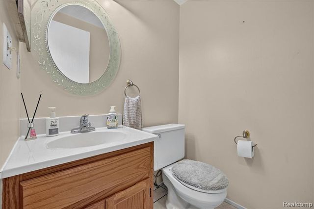 22757 Forestbrook Lane, Flat Rock, MI 48134