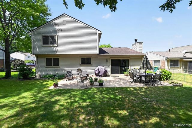 22757 Forestbrook Lane, Flat Rock, MI 48134