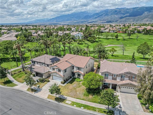 6184 Medinah, Fontana, CA 92336