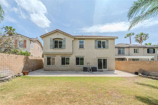 6184 Medinah, Fontana, CA 92336
