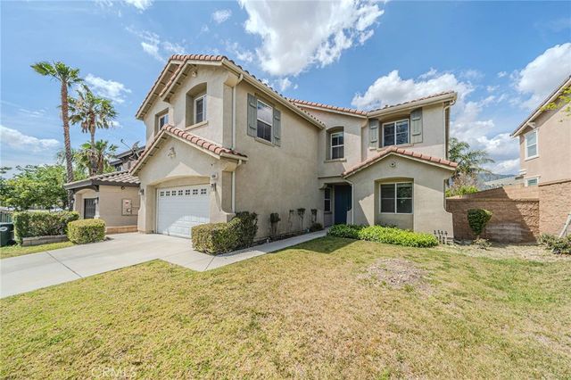 6184 Medinah, Fontana, CA 92336