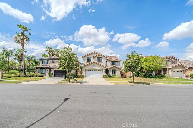 6184 Medinah, Fontana, CA 92336