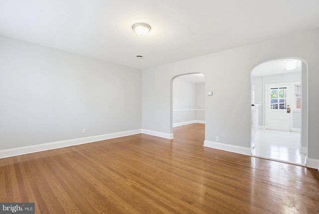 726 EDMONDSON AVE, Catonsville, MD 21228