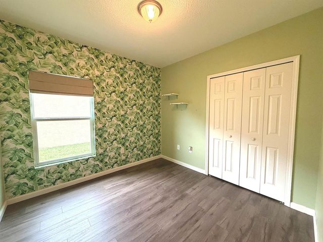 1269 SW Lexington Manor SW, Vero Beach, FL 32962