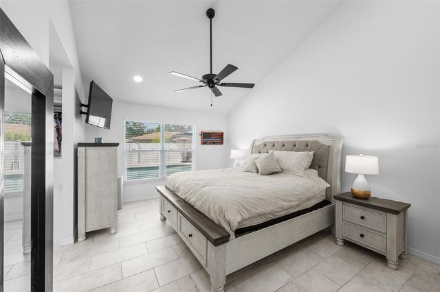 14018 CASCADE LANE, Tampa, FL 33618