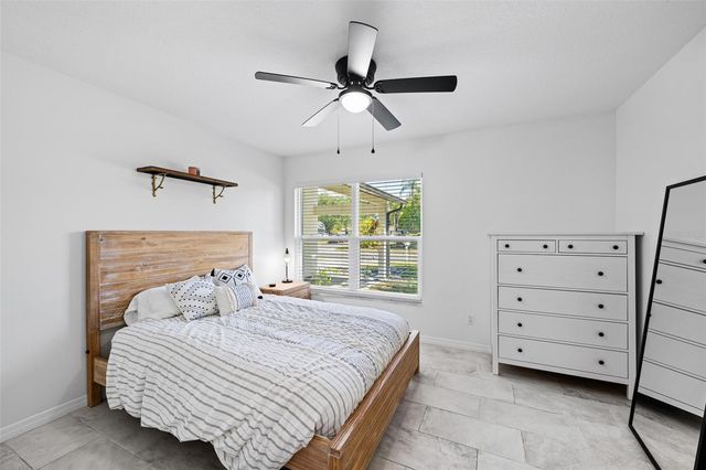 14018 CASCADE LANE, Tampa, FL 33618