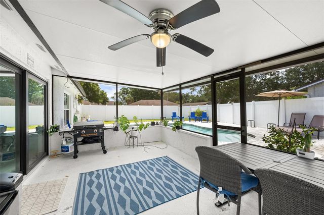 14018 CASCADE LANE, Tampa, FL 33618