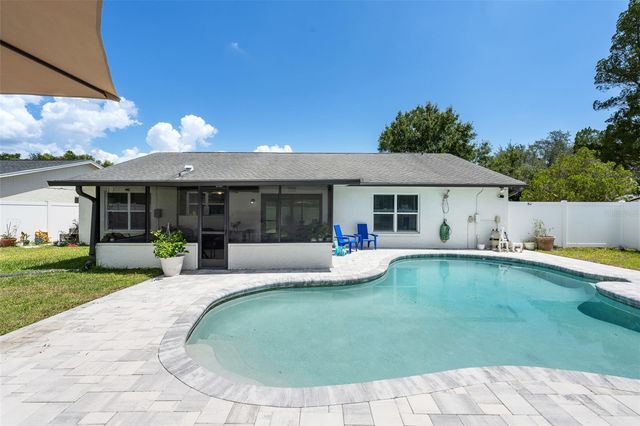 14018 CASCADE LANE, Tampa, FL 33618