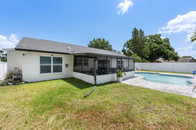 14018 CASCADE LANE, Tampa, FL 33618