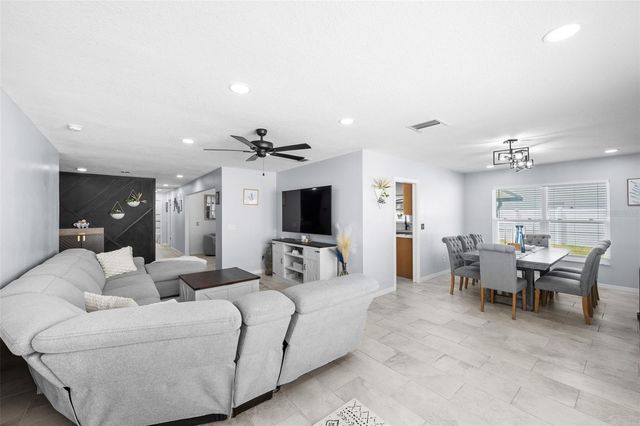 14018 CASCADE LANE, Tampa, FL 33618