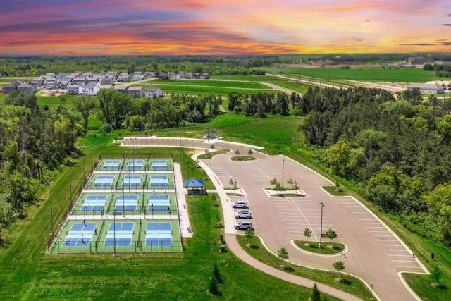 1261 150th Street W, Rosemount, MN 55068