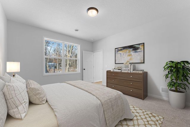 1261 150th Street W, Rosemount, MN 55068