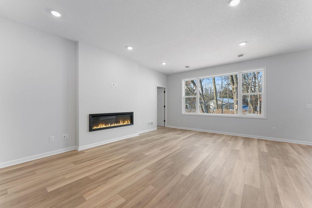 1261 150th Street W, Rosemount, MN 55068 — photo 2