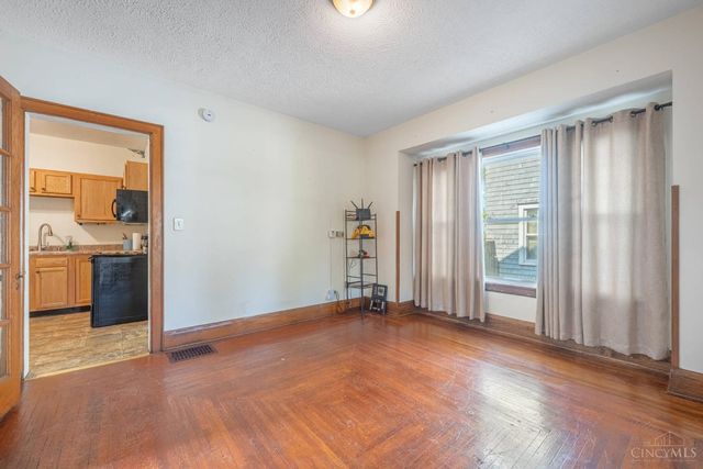 2210 Arlington Avenue, Middletown, OH 45044