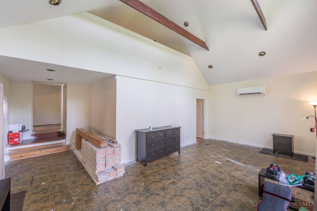 2210 Arlington Avenue, Middletown, OH 45044