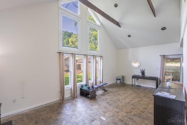 2210 Arlington Avenue, Middletown, OH 45044