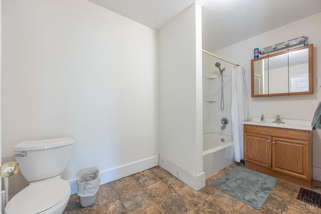 2210 Arlington Avenue, Middletown, OH 45044