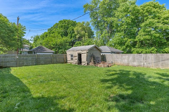 2210 Arlington Avenue, Middletown, OH 45044