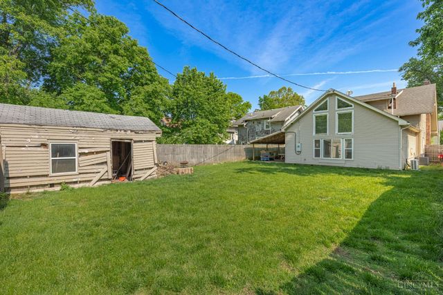 2210 Arlington Avenue, Middletown, OH 45044