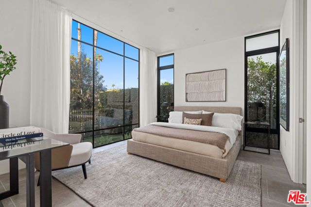 8708 Dorrington Avenue, West Hollywood, CA 90048