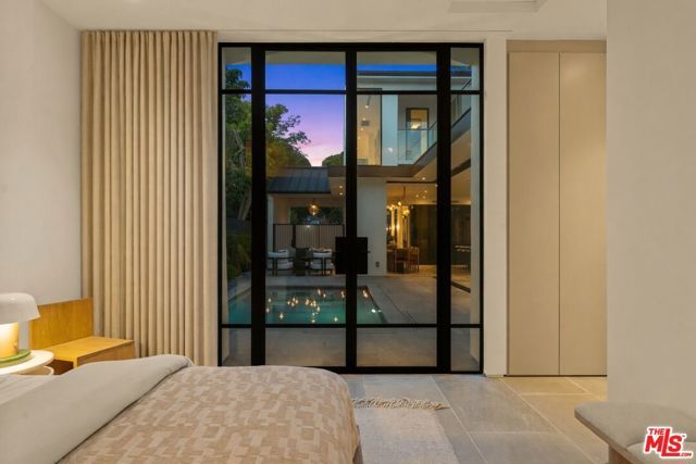 8708 Dorrington Avenue, West Hollywood, CA 90048