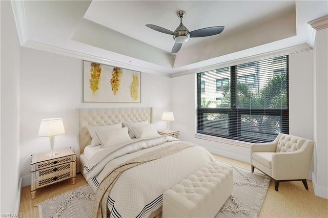 9123 Strada PL 7201, Naples, FL 34108