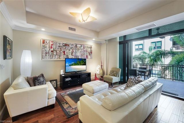 9123 Strada PL 7201, Naples, FL 34108