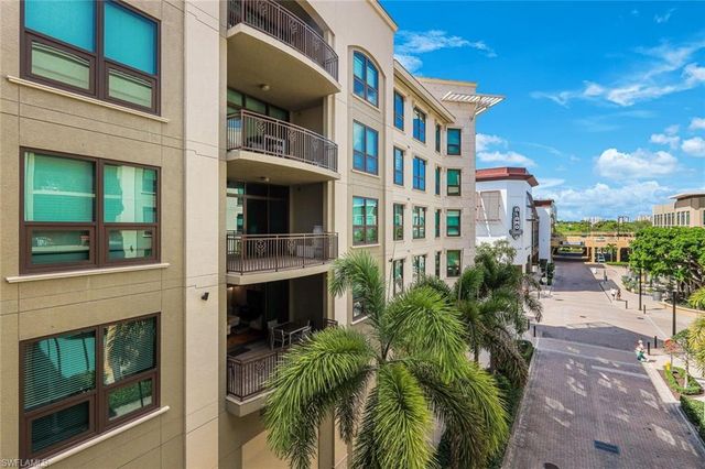 9123 Strada PL 7201, Naples, FL 34108