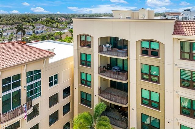 9123 Strada PL 7201, Naples, FL 34108