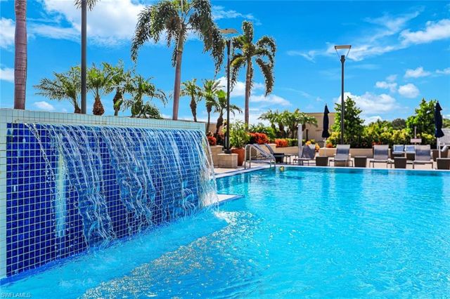 9123 Strada PL 7201, Naples, FL 34108