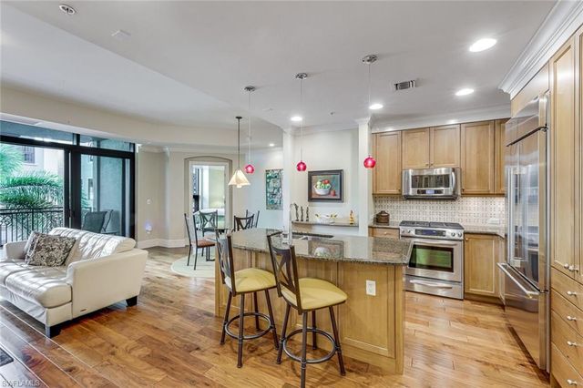 9123 Strada PL 7201, Naples, FL 34108