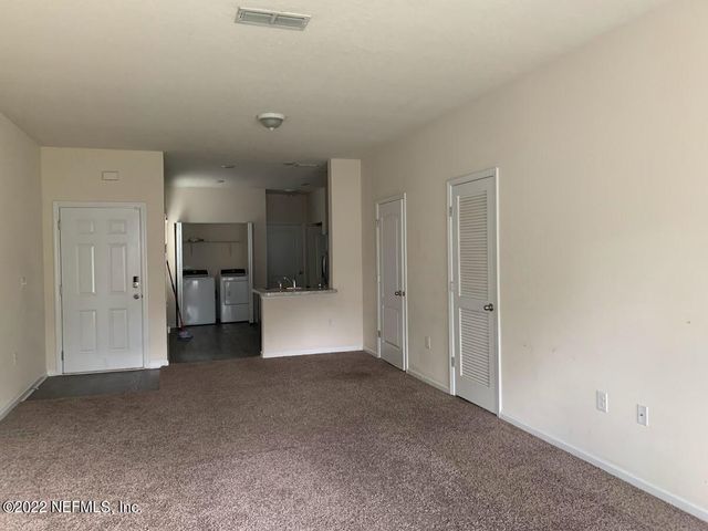 8044 ECHO SPRINGS Road, Jacksonville, FL 32256