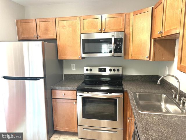 11432 HEREFORDSHIRE WAY, Germantown, MD 20876