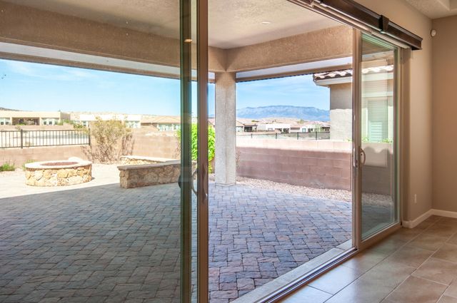2219 Cebolla Creek Way NW, Albuquerque, NM 87120