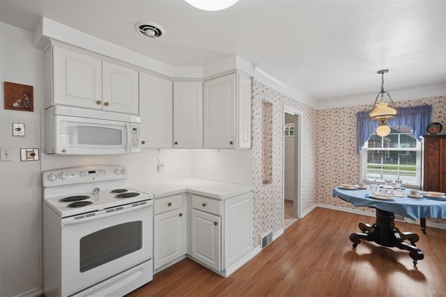 3031 Syracuse Street, Dearborn, MI 48124