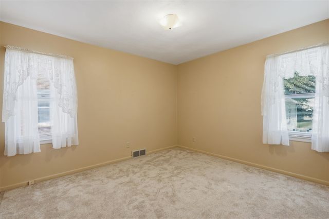 3031 Syracuse Street, Dearborn, MI 48124