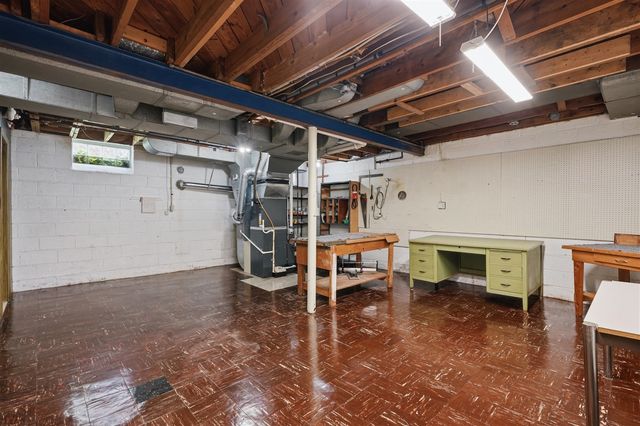 3031 Syracuse Street, Dearborn, MI 48124
