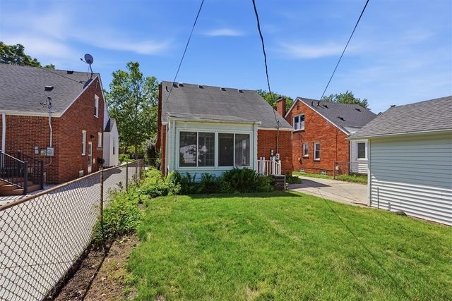 3031 Syracuse Street, Dearborn, MI 48124