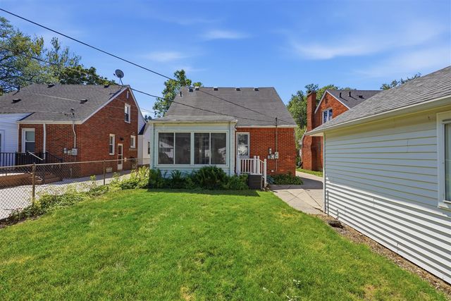 3031 Syracuse Street, Dearborn, MI 48124