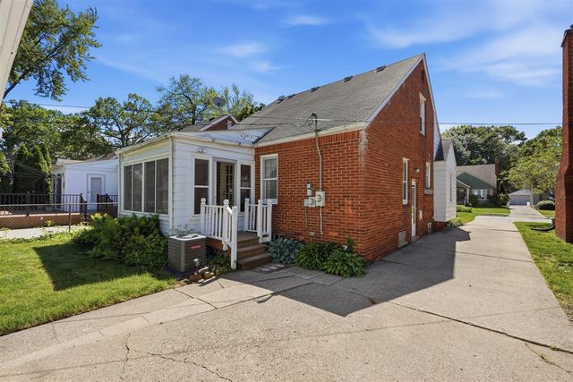 3031 Syracuse Street, Dearborn, MI 48124