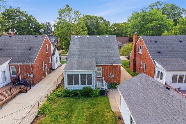 3031 Syracuse Street, Dearborn, MI 48124
